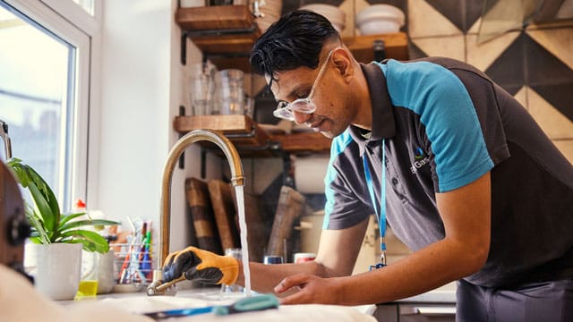 Ihr verlässlicher Klempner Notdienst in der Nähe: 24/7 für Sie da