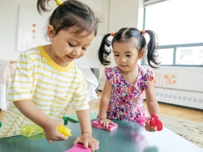 So bleibt jedes Kind aktiv mit Spiele Kindergarten Turnhalle ohne Ausscheiden